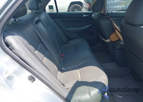 2005 Honda Accord Hybrid z USA, uszkodzony, nr VIN JHMCN36455C010117